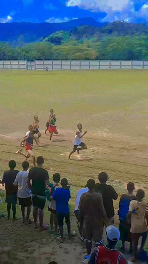 Under 12 Boys 100 metres Final Run. | FIRST LIGHT Production