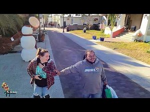 “Scary Snowman Prank: Funny Reactions to Start the Season! ❄️😂 (People LOSE IT!)”