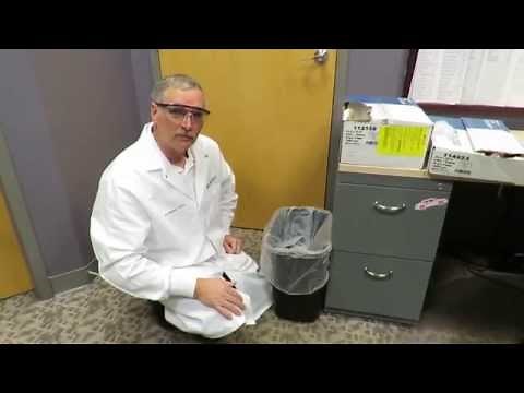 Correct way to put a liner into a trash receptical.