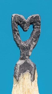 Graphite Heart Under the Microscope in Super Zoom! 🤯 #macro #photography #zoom #macrozoom #macroworld #macrovideo #microscope #heart #graphite | Microworld Explorer