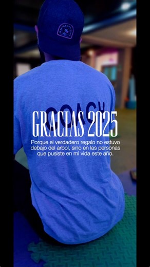 CENTRO DE ENTRENAMIENTO on Instagram: "Un año más 🙏 nada más que agradecer a todas las personas que día a día nos acompañan y apoyan con su presencia y cariño. Somos muy afortunados de que sean parte de nuestro proyecto, no somos perfectos, pero damos todo nuestro corazón en todo lo que hacemos. Nos hemos equivocado miles de veces, pero pese a eso, siguen a nuestro lado, GRACIAS!!! Sus progresos y logros personales son nuestra mayor satisfacción 🤍 Esperamos poder seguir junto a ustedes, contri