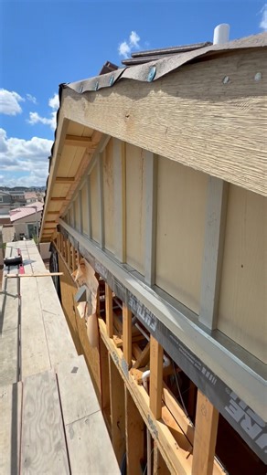 INSTALANDO SIDING 🔨🔥#construction #siding #trabajo #remodelacion