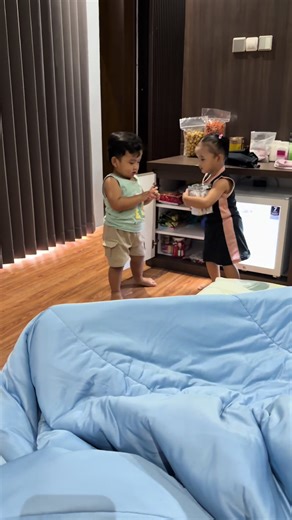 Cimbruut_munis (@cimbruut_munis)’s videos with suara asli - Cimbruut_munis