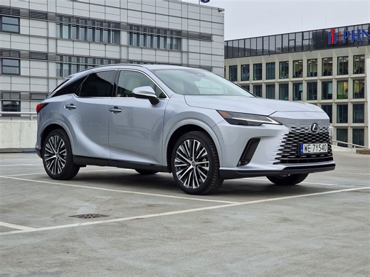 Lexus RX 350h 2.5 Hybrid 250 KM. Test, wrażenia z jazdy, dane techniczne, ceny i konkurencja
