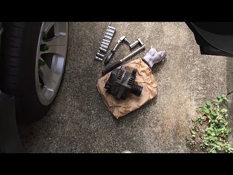 How to replace the alternator on a 200 series Hiace TRH214W on a holiday by yourself TRH214W HIAC...