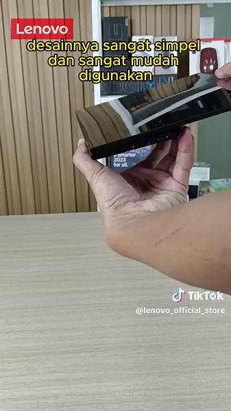 Monitor Touchscreen Lenovo Thinkvision M14t: Ulasan