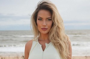 Golf Influencer Paige Spiranac Shows Off In A Tiny Top And Miniskirt While Asking Fans The Content She Should Be Creating