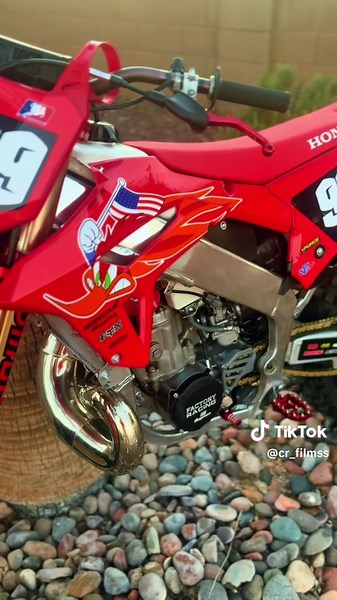 oh yes#honda #dirtbike #viral #fyp #CR | dirt bike's