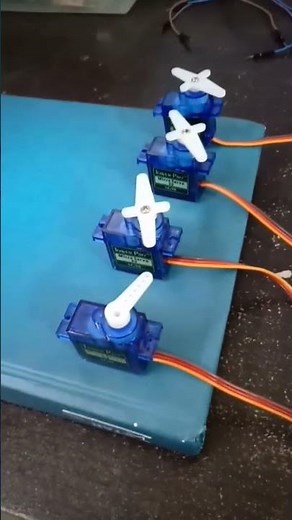 Controlling servo motors using Bluetooth and Arduino | Arduino Learner