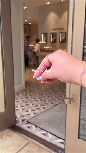 A little shopping from Kendra Scott is all you need to solve your problems! 💛 ⭐ ✨ #kendrascott #thedomainaustin #jewelrytiktok