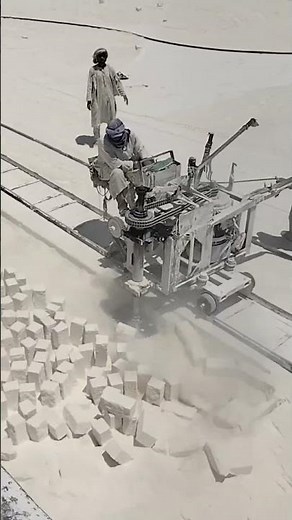 Limestone Quarrying – Horizontal Rock Cutting into Blocks