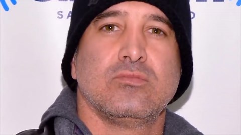 Why The Lead Singer Of Creed Isn't Around Anymore