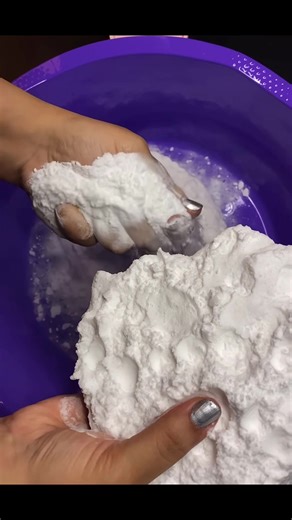 Satisfying Baking Soda Crumble ASMR Experience