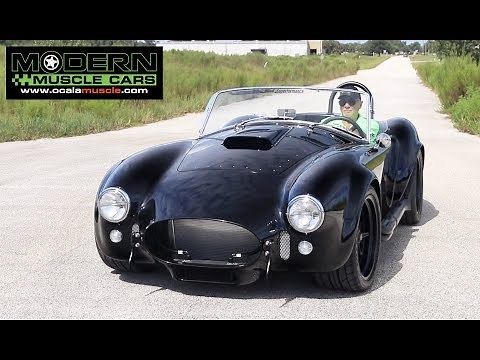 Driving a 1965 Superformance Cobra - Modern Muscle Cars