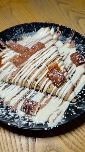 Kinder lovers only 🤍🍫 KINDER CREPE — white chocolate, Bueno hazelnut sauce, and Kinder chocolates inside and on top. #CrepeHouseNYC #KinderCrepe #ChocolateLovers #DessertGoals #ExplorePage 📍653 Morris Park Ave, Bronx NY 📍1212 Castle Hill Ave, Bronx NY 📍103A Dyckman St, Manhattan NY 📍33-15 30th Ave, Long Island City NY | Crepe House NYC