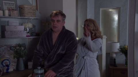 Coronation Street's Steve and Cassie reunite (ITV)