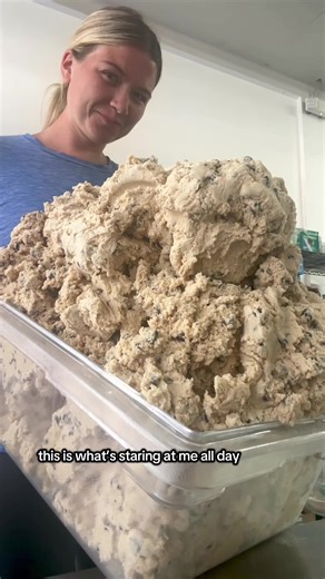 Delicious Vegan Cookies That Say 'I Love You'