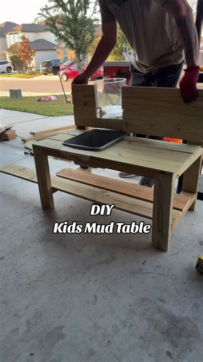 DIY kids mud table #dadsoftiktok #mudtable #kidstoys #diy #woodwork | DIY Table
