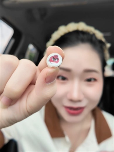 Trời quơi, cái kẹo nó kute nó xinh gì đâu luôn í, ăn cũng ngon nữa, bị cái tui làm mất cái hũ đựng rùi hiu hiu #Miloondiet #Mukbang #vtmqn #vtmgr