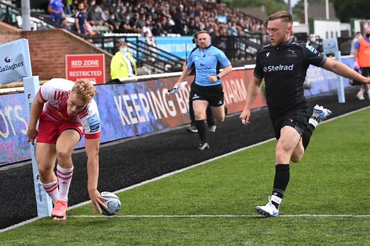 Lynagh to make debut for Italy in Six Nations