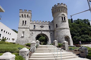 WCPO anchor leaves station after 3+ years: 'It's been an honor.'