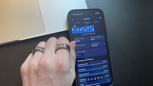 I Wore Two Oura Rings to See If the Finger You Use Actually Matters