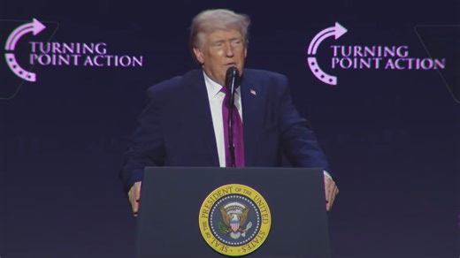 From Danica Patrick's hair to Tom Chambers' height, Trump has lots to say about athletes in Phoenix