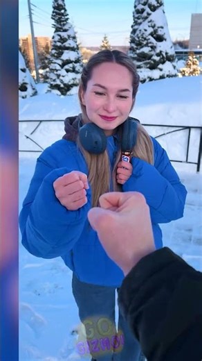 Das große Battle der Handzeichen: Stein, Papier oder Schere? 🤔✋✂️