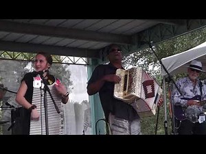 Zydeco Boogaloo - Chubby Carrier & the Bayou Swamp Band LIVE at Festivals Acadiens et Creoles