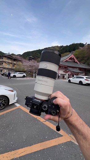 The power of a 70-200 @Sony Europe #photography #photomagic #camera #fyp #sonyalpha