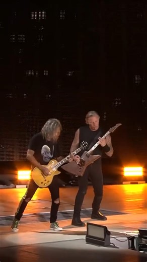 546K views · 10K reactions | 落 Metallica #iplayslinky | Ernie Ball | Facebook