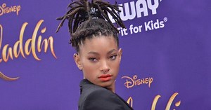 Willow Smith Stuns in Red Bikini | Video | EURweb | Black News, Culture, Entertainment & More