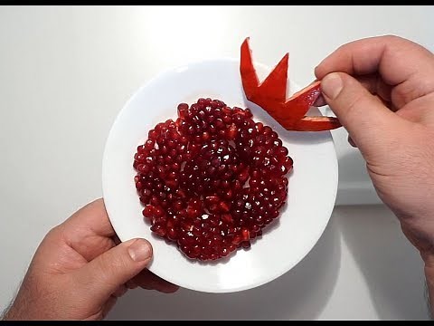 COMMENT ÉPLUCHER UNE GRENADE ? (LA MÉTHODE LA PLUS PRATIQUE)