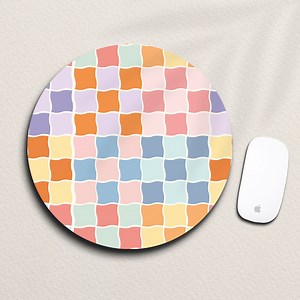 Chequered Royalty Mouse Mat | Aesthetic Round Non-slip Pad for PC & Mac | Round Mouse Mat | Retro Mouse Pad | Computer Accessories - Etsy