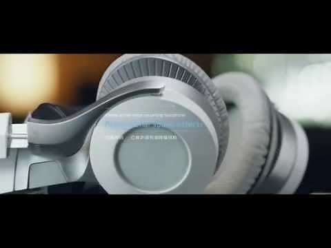 Royole-X: The World's First Foldable Smart Mobile Theater