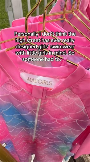 Kids swimming costume for girls swimming lessons and siwimwear outfit inspo #kidsswimming