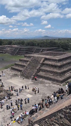 The view from the Moon Pyramid @ Teotioacan #mexico #history #aztec #pyramid #travel #adventure