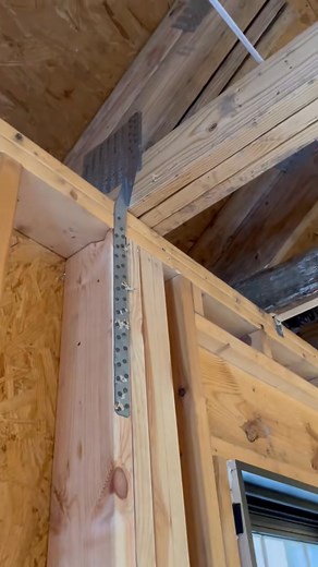Why we use roof trusses in construction and how we install them #buil-002 | Garage-2