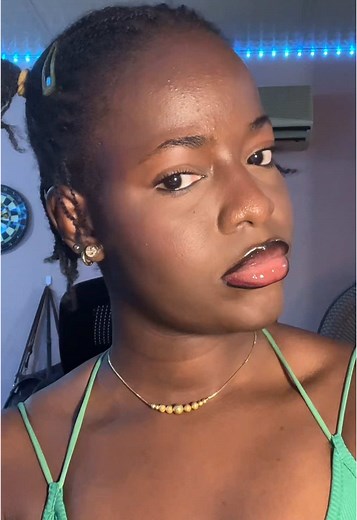 Easy Makeup Tutorial for Beginners with Five Products