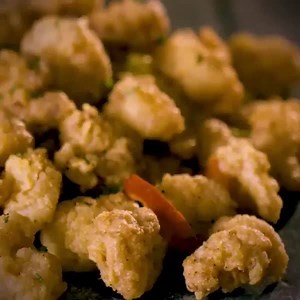 32K views · 356 reactions | Here's another reason to dip into LongHorn tonight. | LongHorn Steakhouse | Facebook