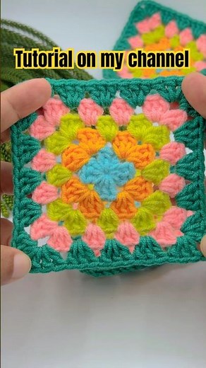 Watch the tutorial here! 👆 Super Easy Granny Square for Beginners with Changing Colors!