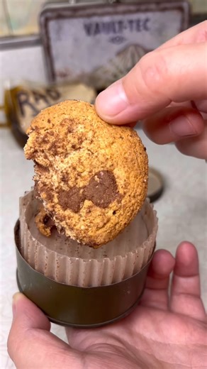 Opening 72 Year Old Survival Chocolate Chip Cookie from a Fallout Shelter☢️ | ms.levelup