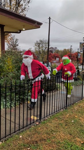 Santa's not going to let the Grinch spoil Christmas this time! . . . . . #candyshop #icecreamshop #franklinindiana #indiana #festcountryin #discoverdowntownfranklin | Hoosier Cupboard Candy, Snacks and Ice Cream