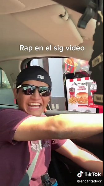 Improvisando andamos, el rap ya esta en el sig video #fypシ #kfc #rapkfc