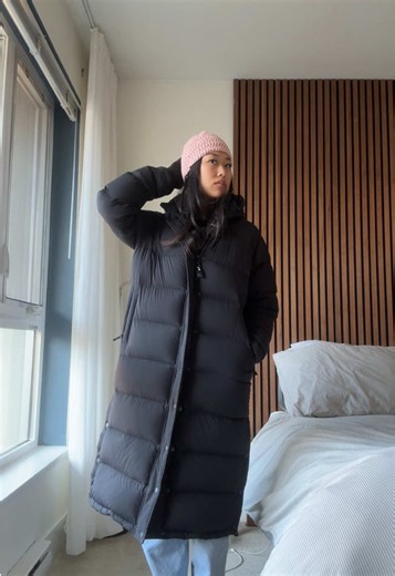 sleeping bag as a jacket🧣🧣 beanie made by amazing talented @jorj #OOTD #fyp #favourites #vancouver @Aritzia @Levi’s