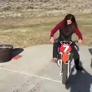 2.1K views · 22 reactions |   珞 | WHIP LIVE | Facebook