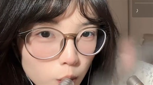 ASMR 轻敲、耳部轻语助眠、口腔音吃麦克风（放松）