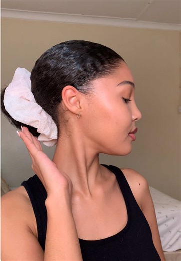 Curly Hair Refresh & Styling Tips