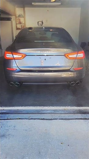 Maserati Quattroporte engine sound