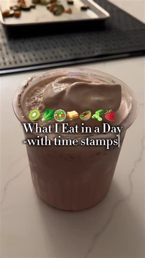 What I Eat in a Day with time stamps #WIEIAD #balance #realistic #healthy #wellness